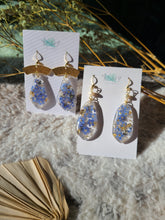 Load image into Gallery viewer, Forget-me-nots earrings
