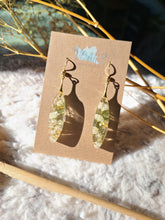 Load image into Gallery viewer, Baby&#39;s Breath earrings
