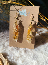 Load image into Gallery viewer, Golden celosia earrings
