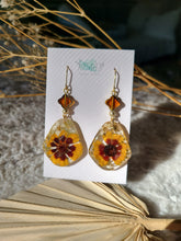 Load image into Gallery viewer, Marigolds, coreopsis earrings
