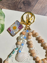 Load image into Gallery viewer, By the Coast Seashell Bag Charm
