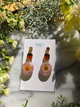 Load image into Gallery viewer, Little pink chrysanthemum on posts
