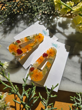 Load image into Gallery viewer, Fall Marigold hair clips, 2.25 inches clips
