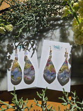 Load image into Gallery viewer, Garden Hydrangea Earrings
