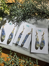 Load image into Gallery viewer, Forget-me-not Earrings
