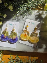Load image into Gallery viewer, California Wildflower Earrings
