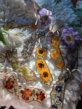 Load image into Gallery viewer, Holiday Ornament- California Orange Marigold
