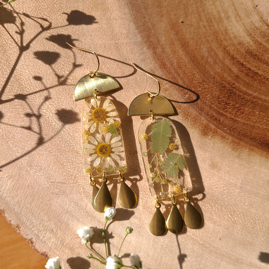 Little spring daisy dangle, real pressed flower in resin,  mismatched, brass tassel