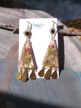 Load image into Gallery viewer, Spring collection-dusty pink blossom, real pressed flower in resin, hammered brass, geometric earring
