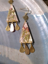 Load image into Gallery viewer, Spring collection-dusty pink blossom, real pressed flower in resin, hammered brass, geometric earring
