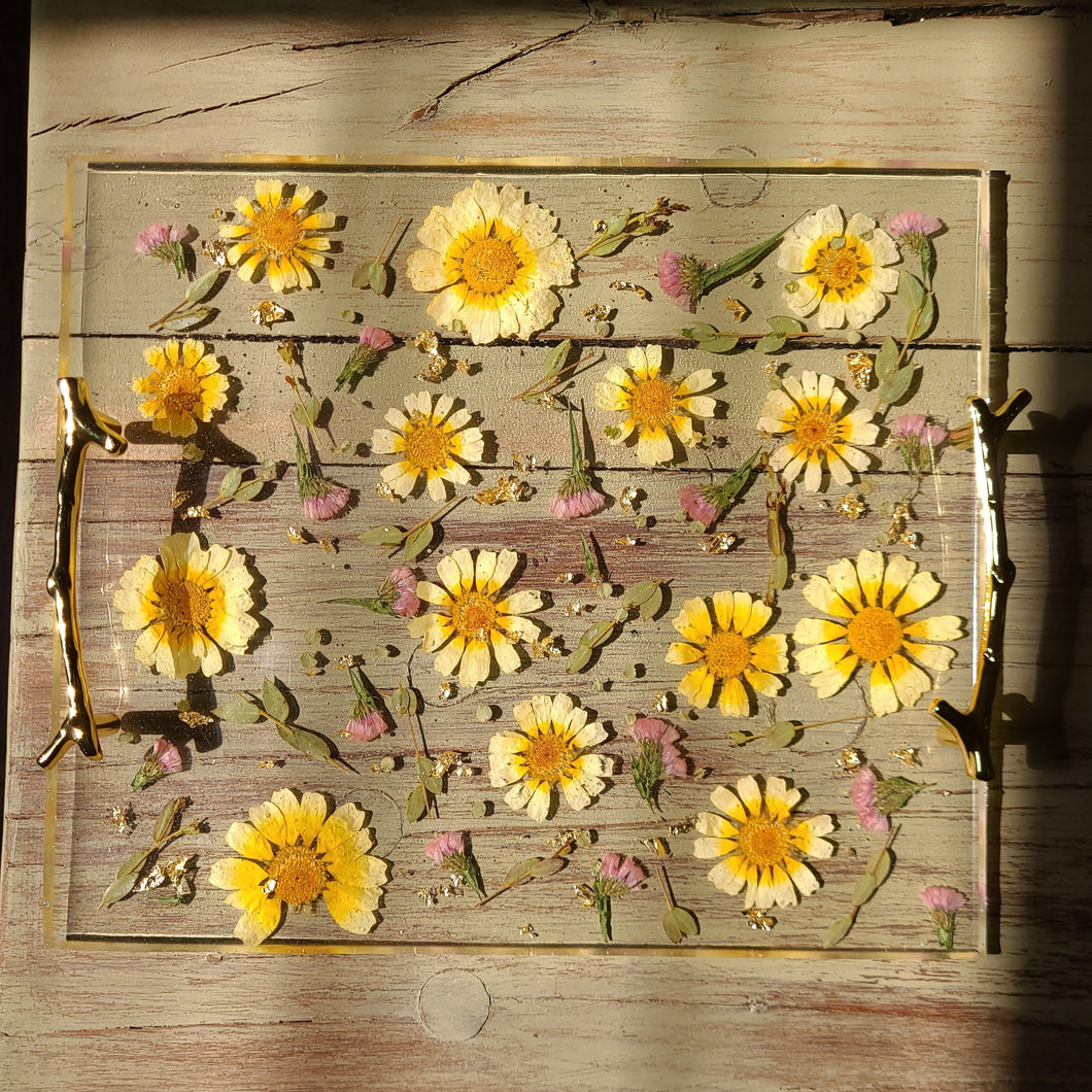 Yellow Daisy Tray, charcuterie board,12 inches x 10 inches, metal twig handle, made with FDA food safe resin