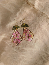 Load image into Gallery viewer, Spring pink flower Dangles, real pressed flower in resin, bohemian statement earring
