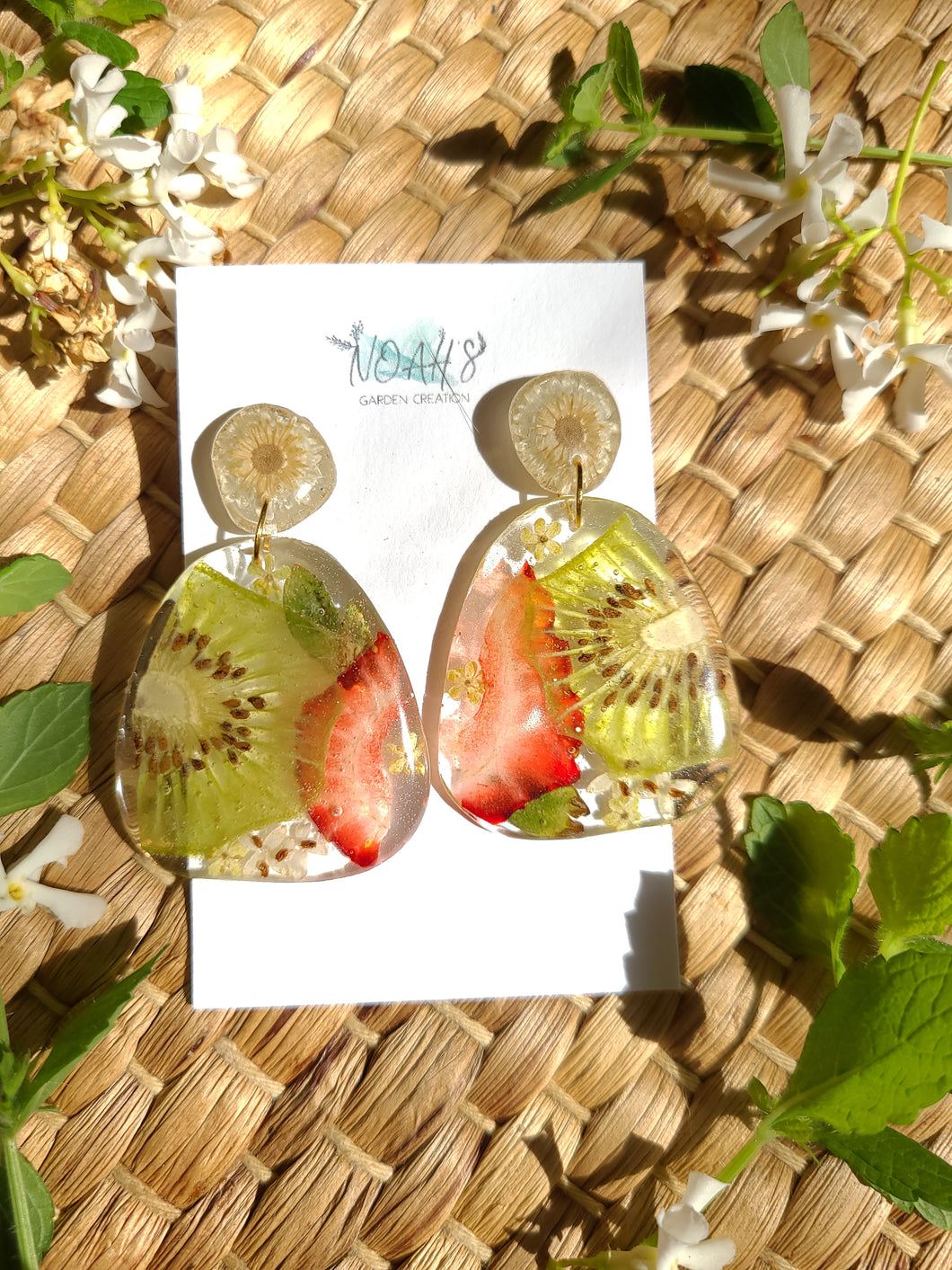 Summer Fruity Collection- Strawberry kiwi drop with stainless steel stud top