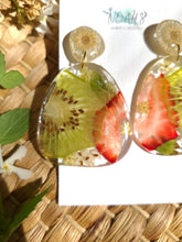 Load image into Gallery viewer, Summer Fruity Collection- Strawberry kiwi drop with stainless steel stud top
