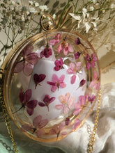 Load image into Gallery viewer, Round Blossom Clutch, resin clutch, removable golden crossbody chain, 7 inches in diameter
