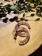 Load image into Gallery viewer, Flower Hoop Collection- Everyday Thin Hoops, purple Statice
