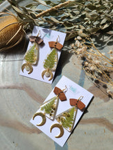 Load image into Gallery viewer, Spring Fern Collection- Ferns, wooden top, hammered moon, jade
